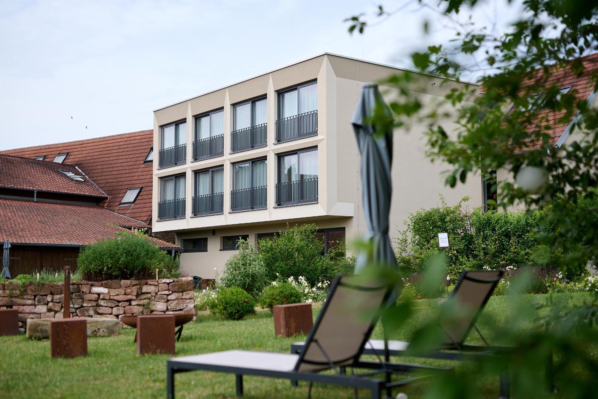 Weinhotel Fritz Walter Niederhorbach Exteriör bild